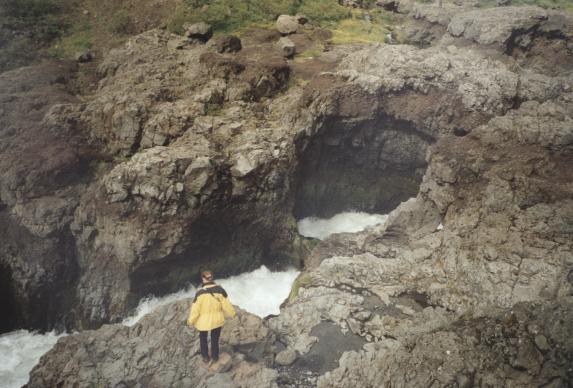 Barnafoss ravine